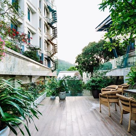 Lake Hills Hotel Ha Long Eksteriør billede